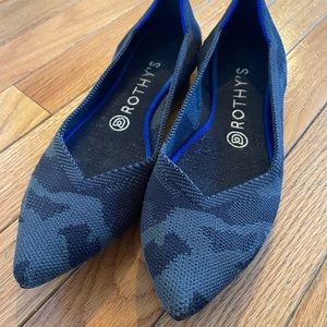 Rothy’s The Point Gray Camo Camouflage Retired Pointed Flats Shoes Size 7.5